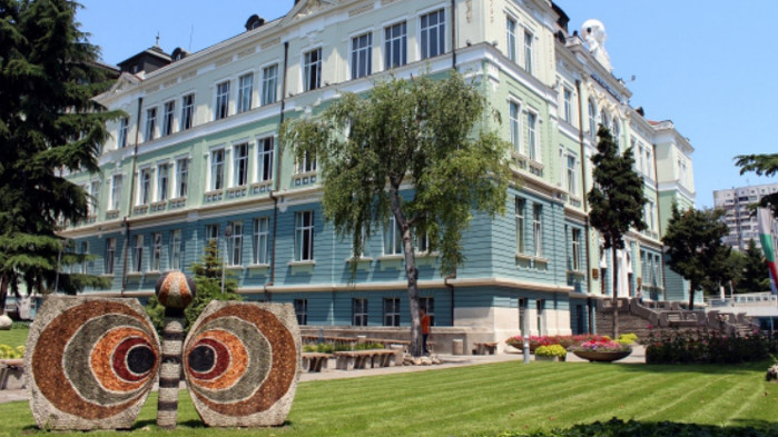 Правото и безнесът отново се срещат в Научна конференция в Икономическия университет във Варна